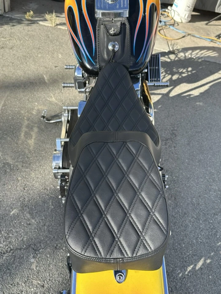 Drag Specialties Predator 钻石座椅适用于 2000 - 2017 Harley Softail FLST FXST — 第 4/4 张图片