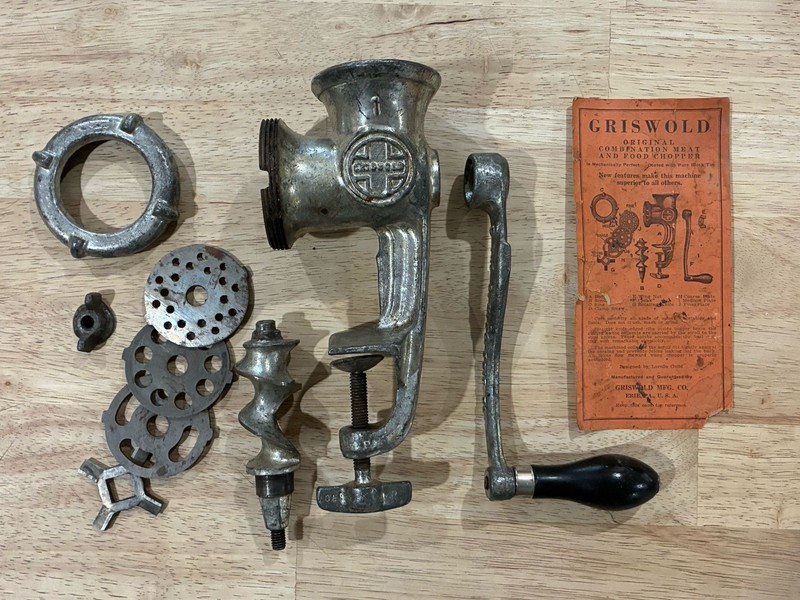Griswold No. 1 Meat and Food Chopper w/ all Accessories Original Box.