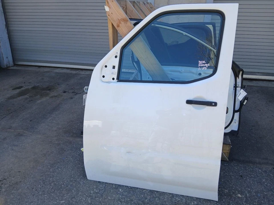 (LOCAL PICKUP ONLY) Driver Left Front Door Electric Fits 16-20 NV 1500 775096 - Image 3 of 4