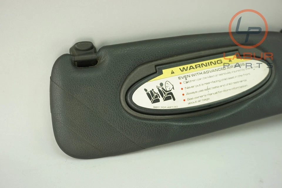 05-12 Porsche Boxster Cayman para-sol dianteiro direito preto A1714 - Imagem 2 de 4