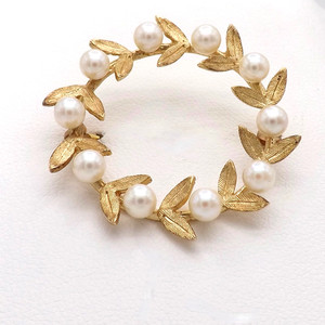 Solid 14k Gold Akoya Pearl Wreathe Brooch Pin Leaves Setting Graduation Vintage