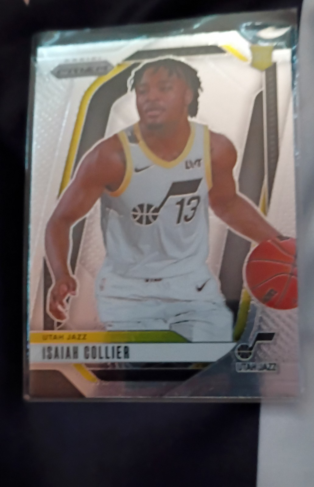 2024-25 Panini Prizm - Isaiah Collier #227 Silver Prizm (RC)