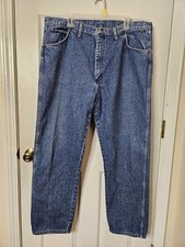 VTG Wrangler Jeans Mens Straight Leg Blue Classic Fit MADE IN USA 42x32 22mwzbs
