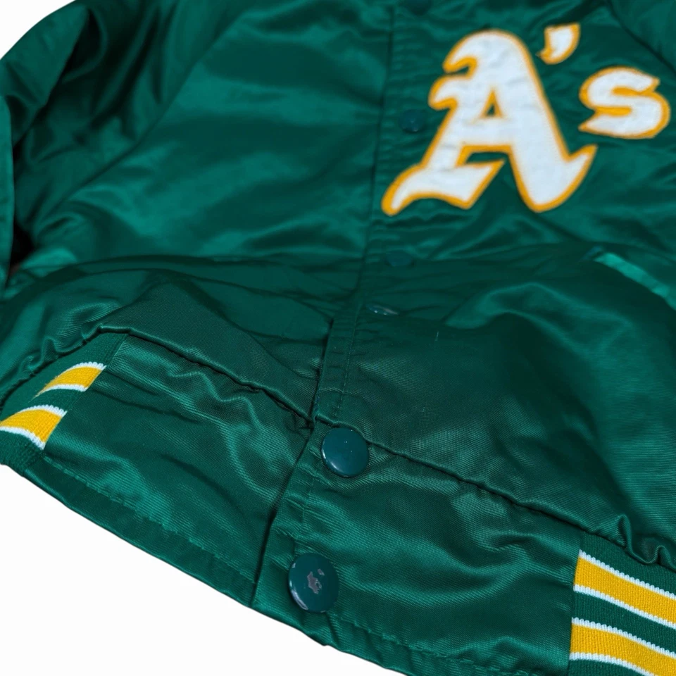 Jaqueta bombardeiro de cetim vintage MLB OAKLAND A's Athletics KIDS Starter tamanho M - Imagem 2 de 4