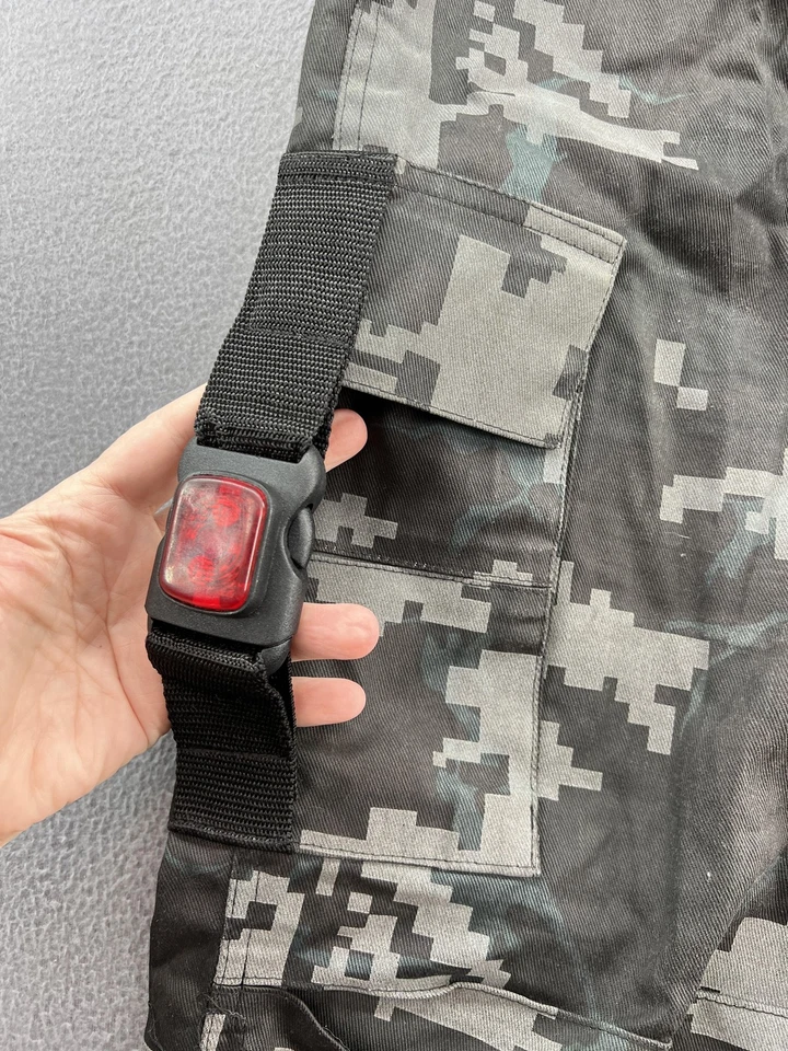 Cyberdog Pants Mens Large Gray Black Digital Camo Cargo Techwear Straps Buckles - Image 2 of 4