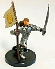 D D Mini - STANDARDBEARER 3 Giants of Legend - VHTF FLAG BEARER/KING'S GUARD 