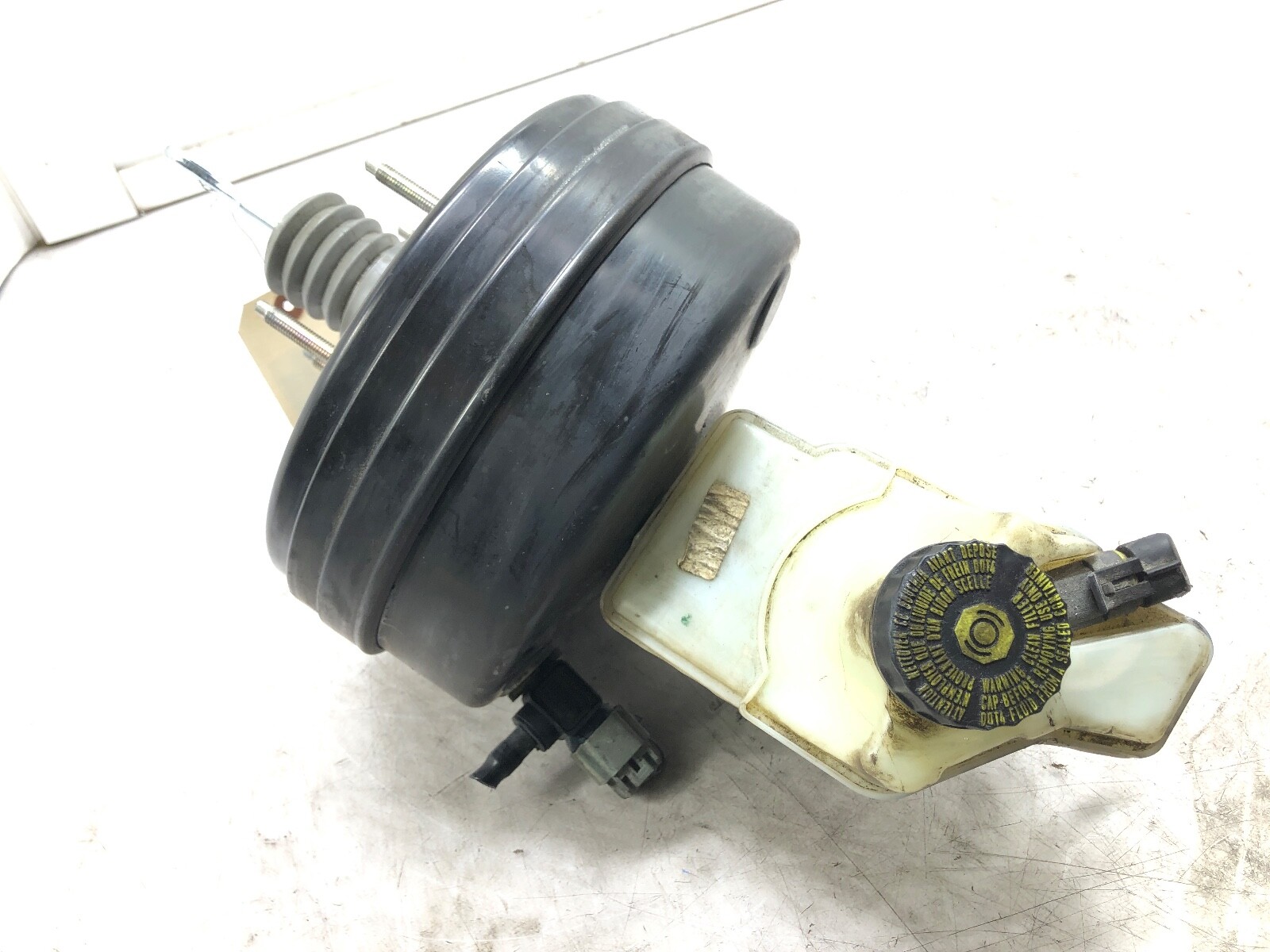 2014-2020 MASERATI QUATTROPORTE POWER BRAKE BOOSTER W/ MASTER CYLINDER OEM.
