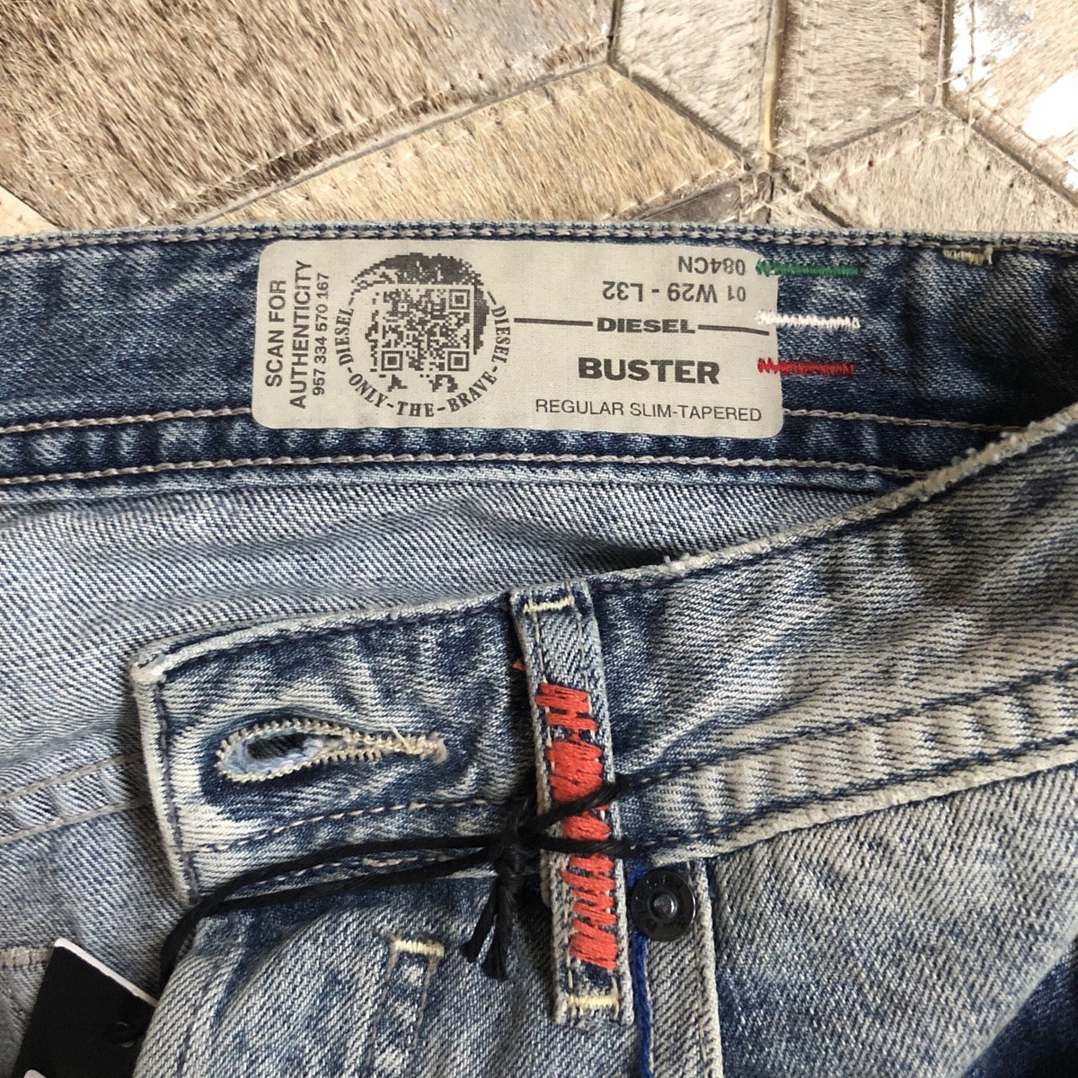 NWT DIESEL Jeans Buster “limited Edition #820 of 978” W29 NWT DIESEL Jeans Buster “limited Edition #820 of 978” W29