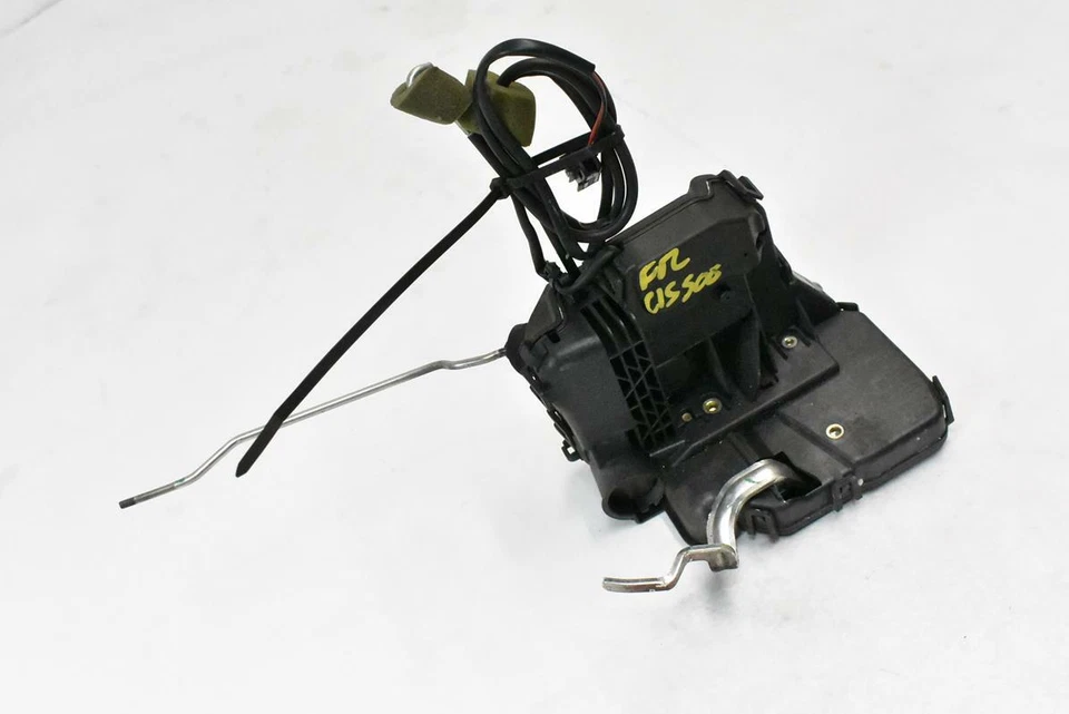 06-11 Mercedes W219 CLS500 CLS55 AMG Front Right Door Lock Latch Actuator OEM - Image 3 of 4