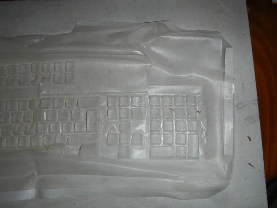 IBM 122-Key Clicky Mechanical Spring Terminal Keyboard Cover 3191 3192 1390702 - Image 3 of 3
