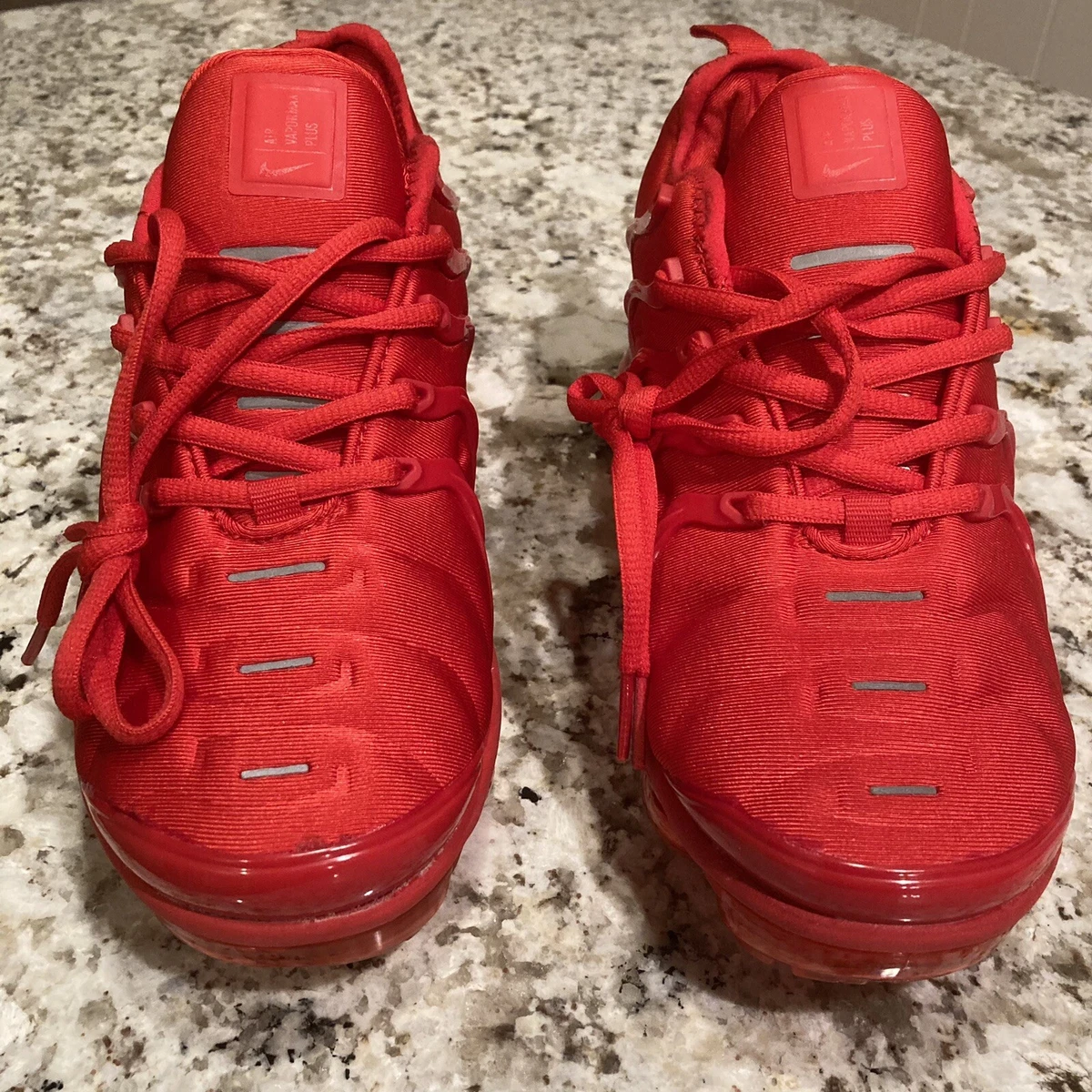 All hotsell red vapormax