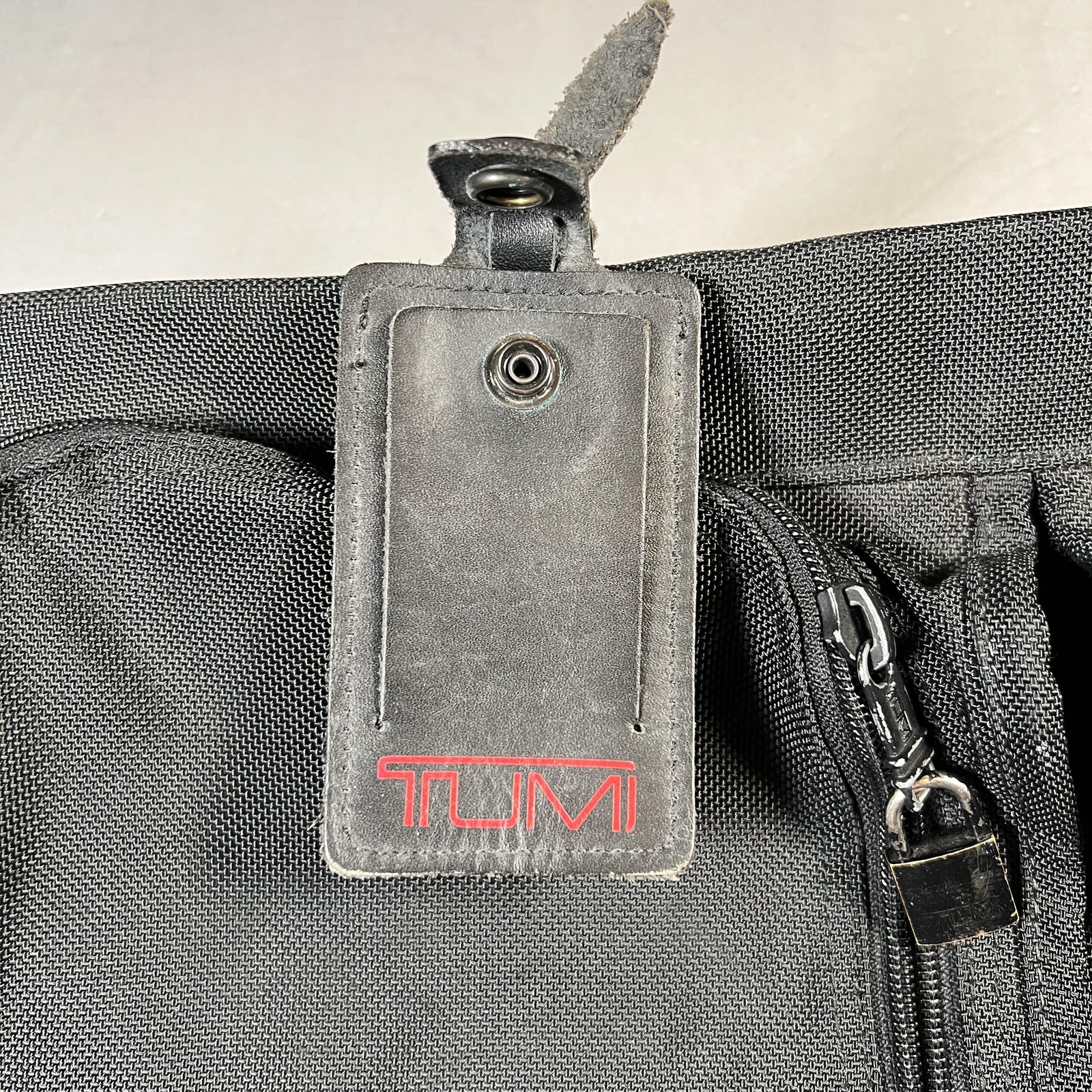 TUMI Black Ballistic Nylon Garment Bag Suiter Tri-Fold Carry-On w/ Strap, Tag