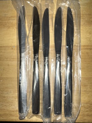 Set Of 5 Oneida Stainless Steel Knives New Rose
