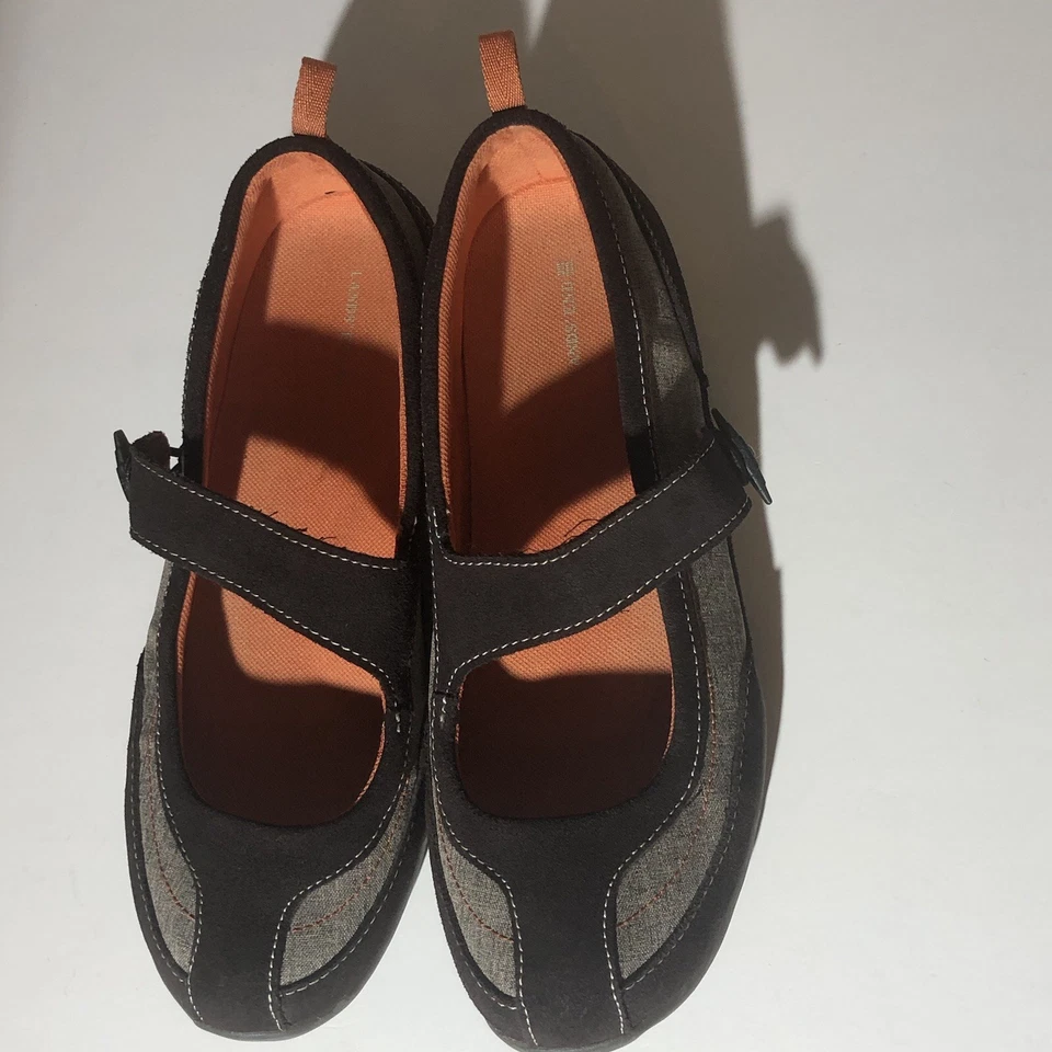 Zapatos Lands' End Mary Jane para mujer talla 9B marrón gamuza cómodos al aire libre 380799 Foto 4 de 4