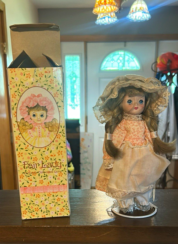 Russ Fair Lady 12in Porcelain Doll Blue Eyes Blonde Curly Hair MPN 1694 Box