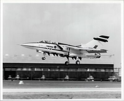 PANAVIA TORNADO F2 FARNBOROUGH 1980 ORIGINAL VINTAGE HERSTELLERFOTO RAF 10