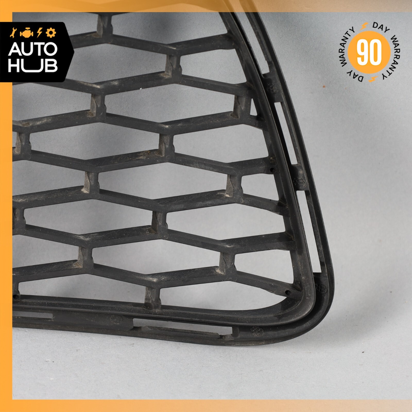 Maserati Ghibli M157 S Q4 Front Bumper Mesh Grille Grill Left Driver Side OEM