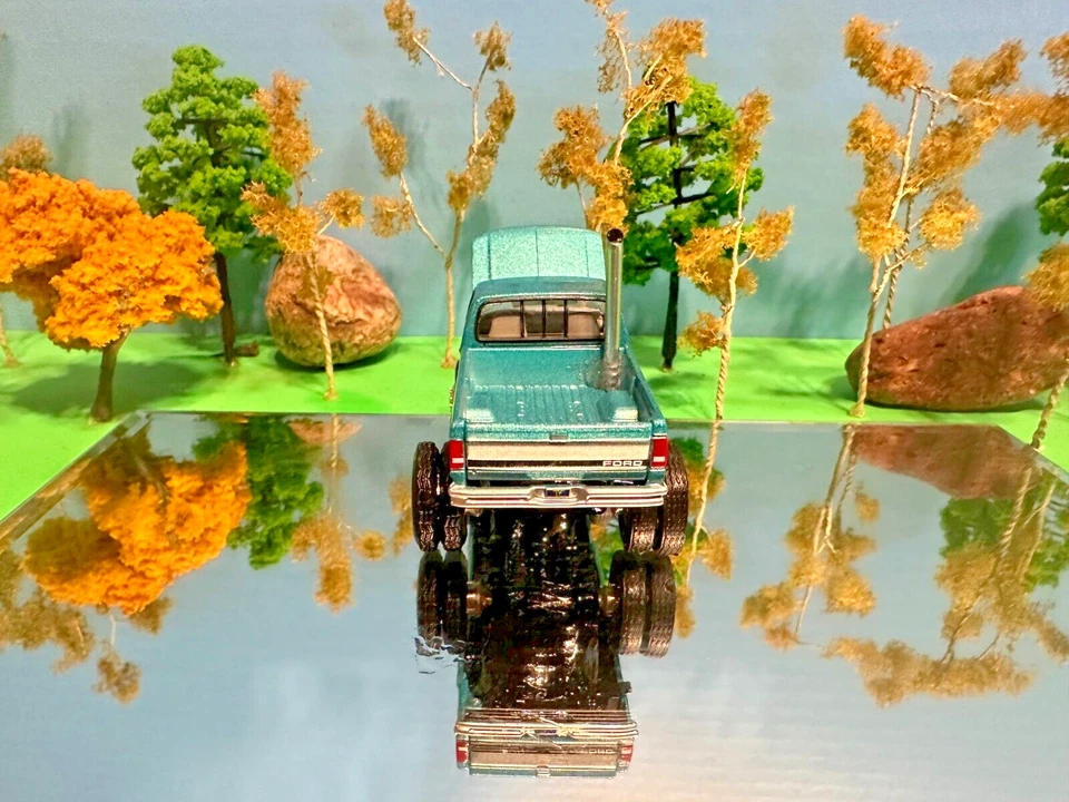 Custom Lifted Ford F-Series Calypso Green 1995 F150 Muffler DCP Tires Rims - Image 4 of 4