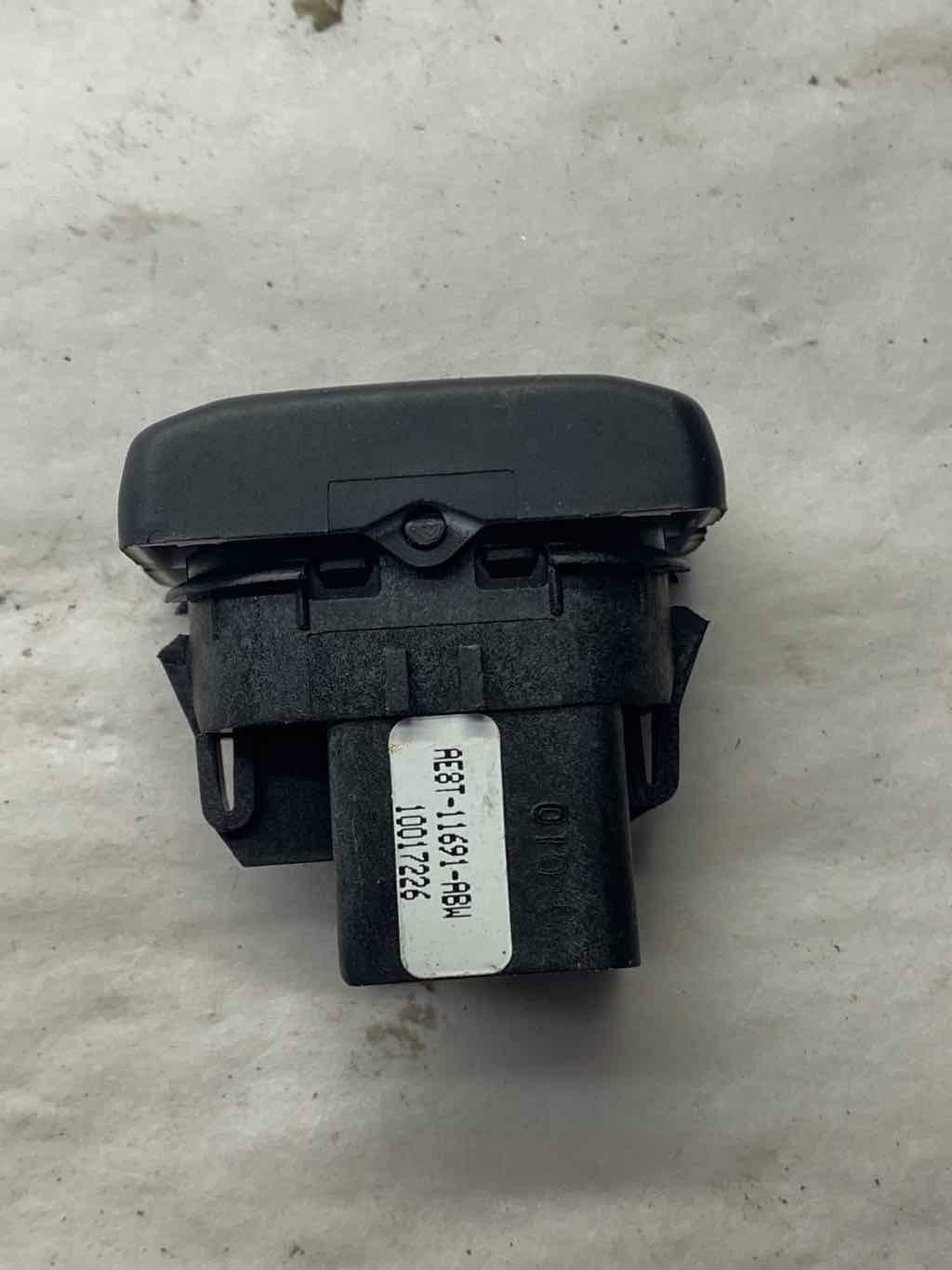 2011 FORD FIESTA Interior Light Dimmer Switch Control (AE8T11691ABW) G eBay