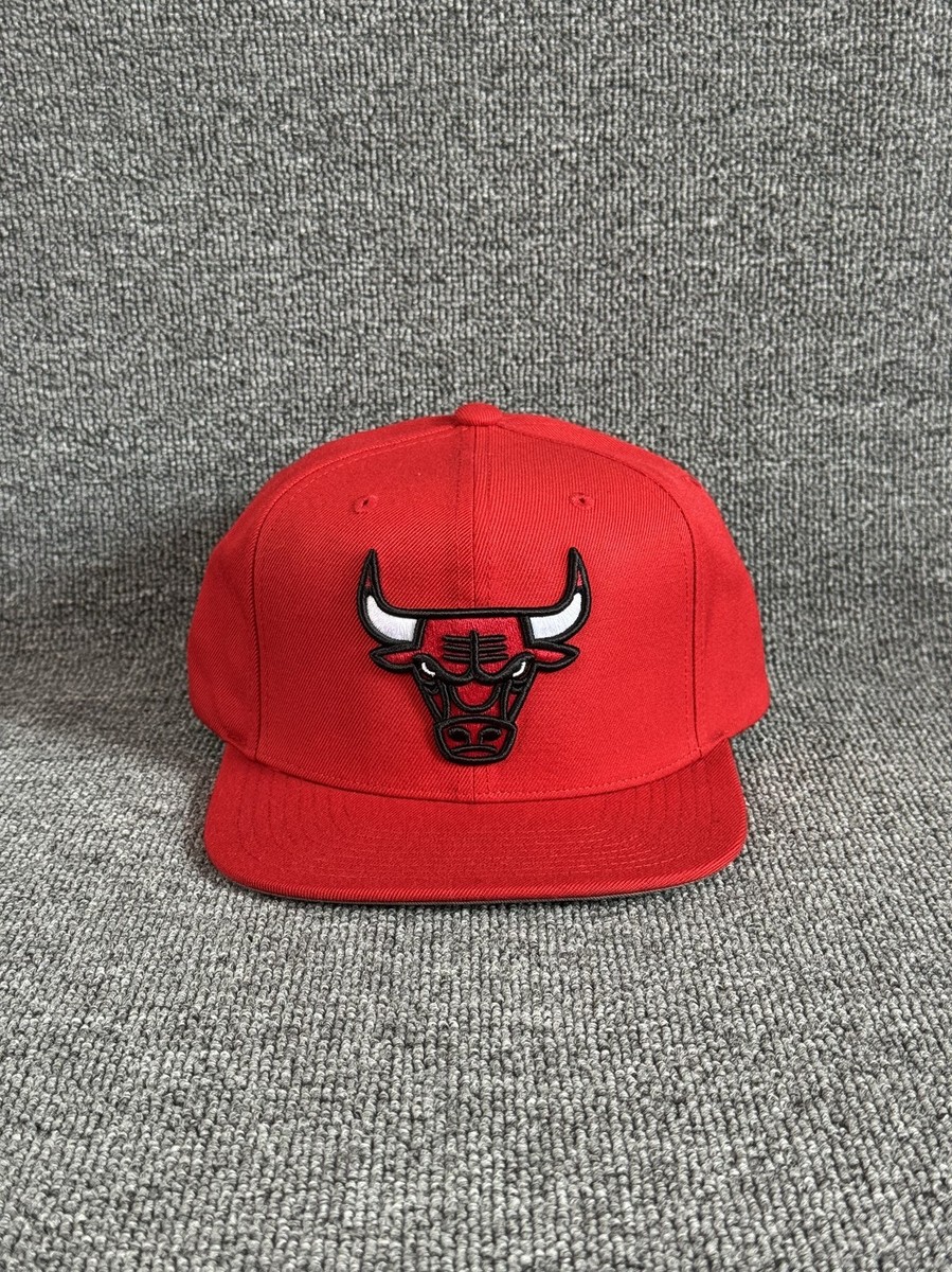 Mitchell & Ness Chicago Bulls Snapback Red Flat Brim Hat Retro Cap