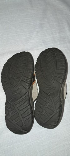 Teva Slip On Sandal size 9 Mens Tan Suade Casual Beach Wear Flip Flop Outdoor - Picture 9 of 12