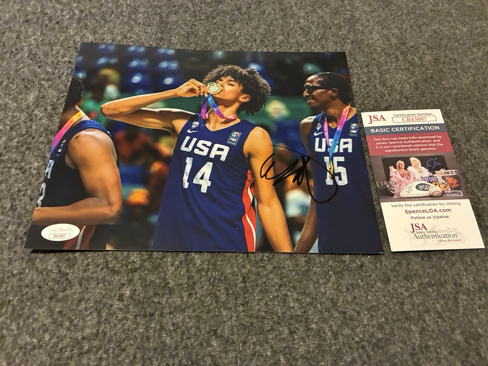 Asa Newell Autographed Signed Georgia Bulldogs 8x10 Photo Jsa 