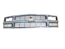 Grille I-beam Front Axle Only Upper Fits 94-02 Chevrolet 3500 Pickup 670769 Grille I-beam Front Axle Only Upper Fits 94-02 Chevrolet 3500 Pickup 670769