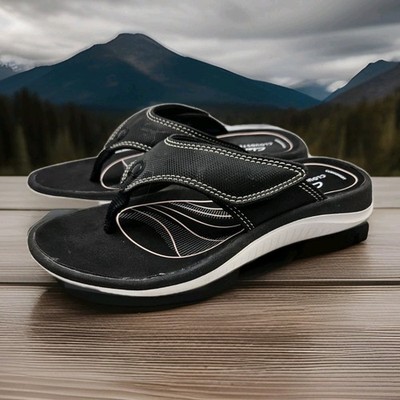 Clarks  Cloudsteppers Women's Flip Flop Sandals Black Size 6M Cushion Soft