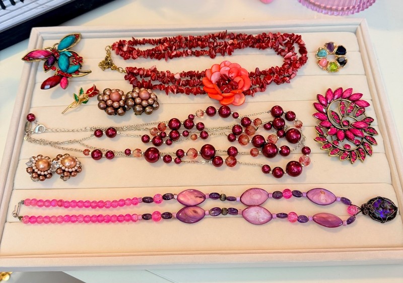 Vintage Costume Jewelry Lot Necklaces Brooches Earrings Pink Red Statement