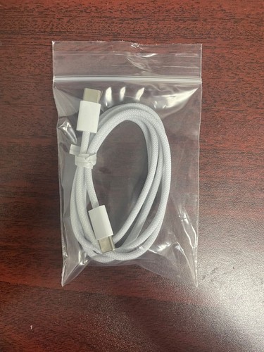 Original Apple Braided 60W USB-C Charge Cable (1 m) For iPhone 15 Series/iPad - Photo 3 sur 3