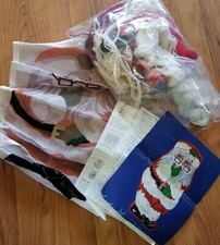 1979 Candamar Santa with Eyeglasses 11 x 22 Needlepoint Wall Picture Kit