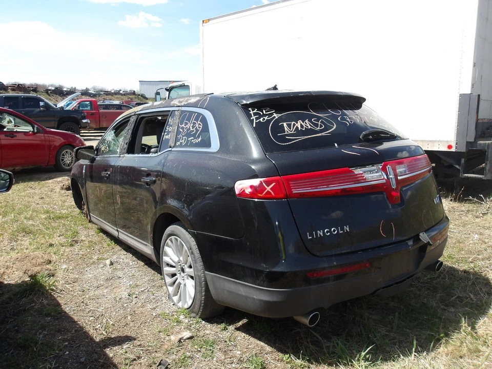 Regulador de ventana de puerta trasera izquierda usado se adapta a: Lincoln MKT 2010 sin motor R Foto 2 de 4