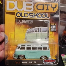 Autobús VW Volkswagen 2005 Jada Dub City Old Skool '62 1962 azul agua nuevo en equipamiento