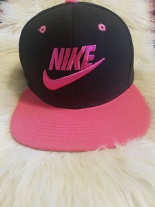 hot pink nike visor