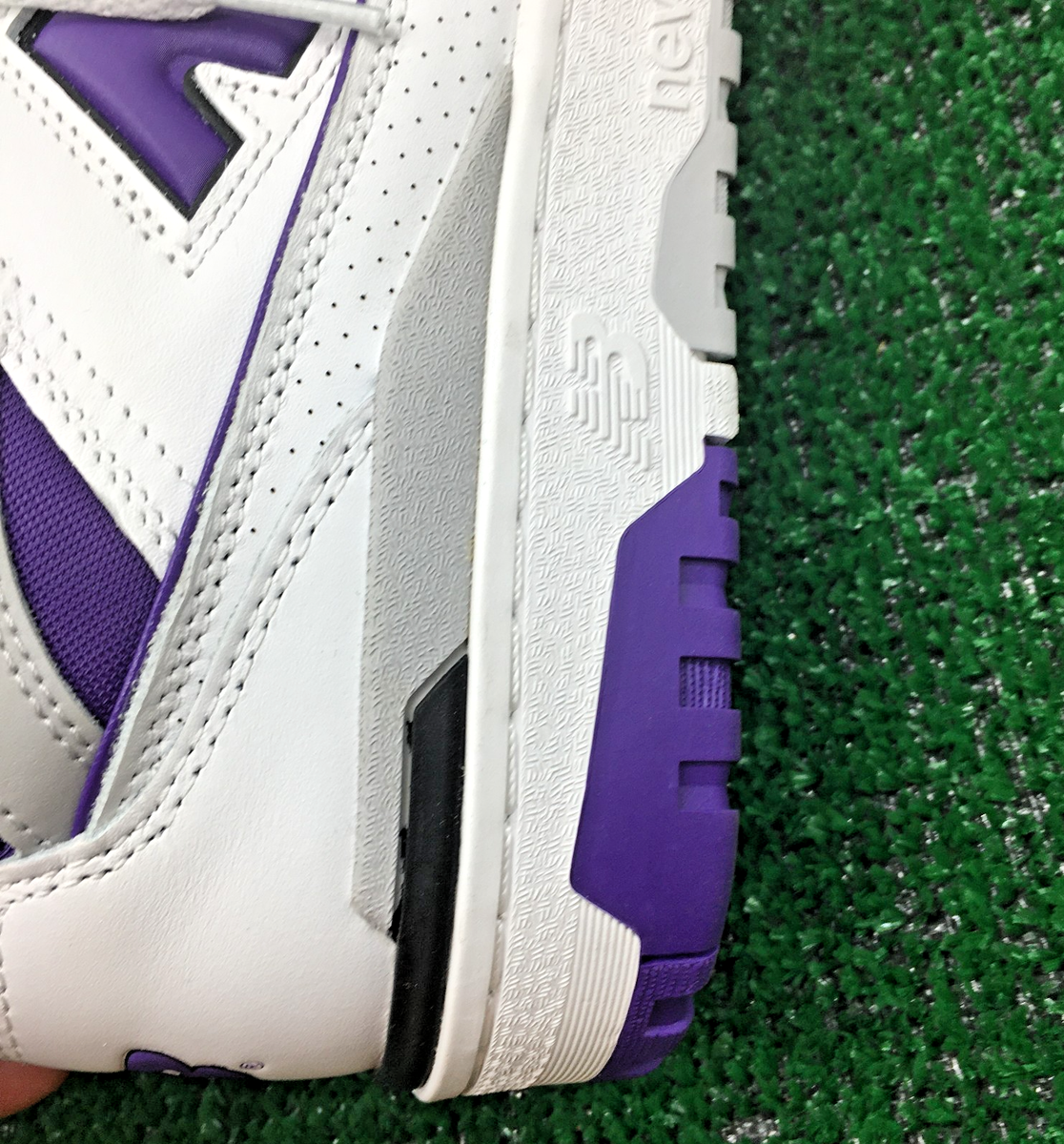 New Balance 650 Leather White Purple Basketball Shoes  display picture 1