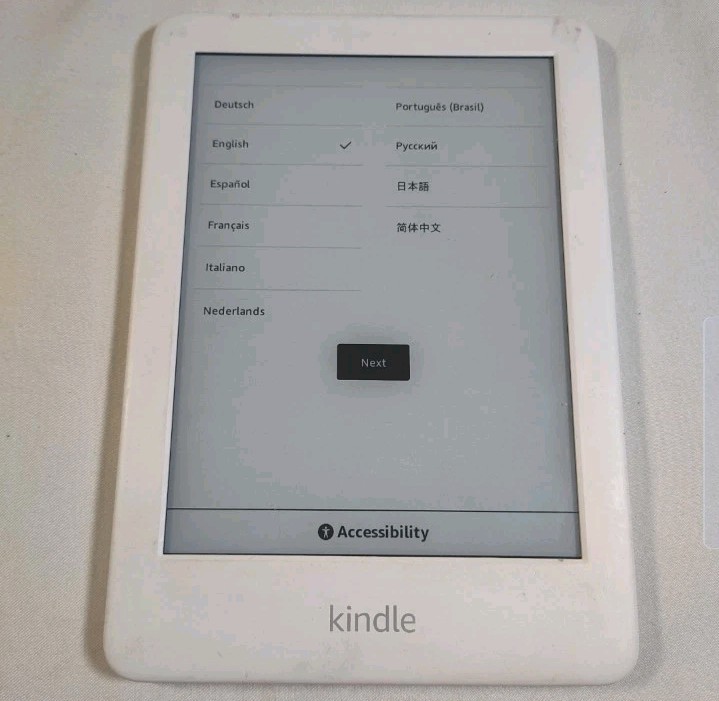 Amazon Kindle 10th Gen J9G29R. Turns On. READ