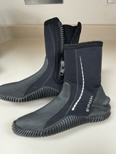 Size 4 37 38 Typhoon Neoprene Zip Up Boots for Paddle Sup Surfing Kayak Canoe