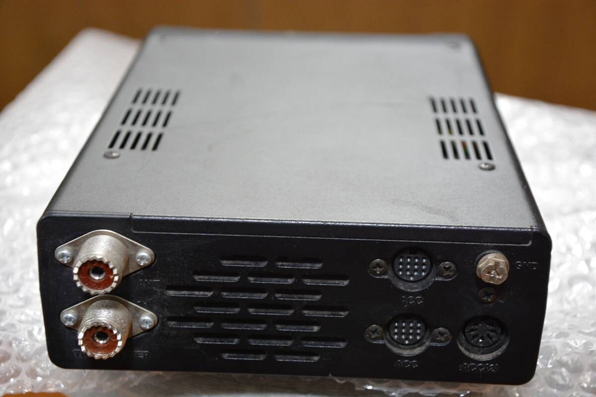 ICOM AT-180 Automatic Antenna Tuner HF 1.8-54MHz Tested w OPC-597