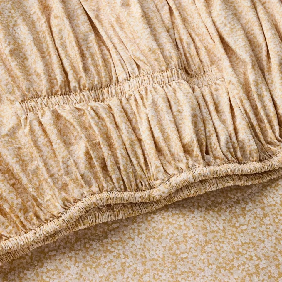 Queen 300 Thread Count Scalloped Edge Ditsy Floral Sheet Set Peach - Threshold - Image 4 of 4