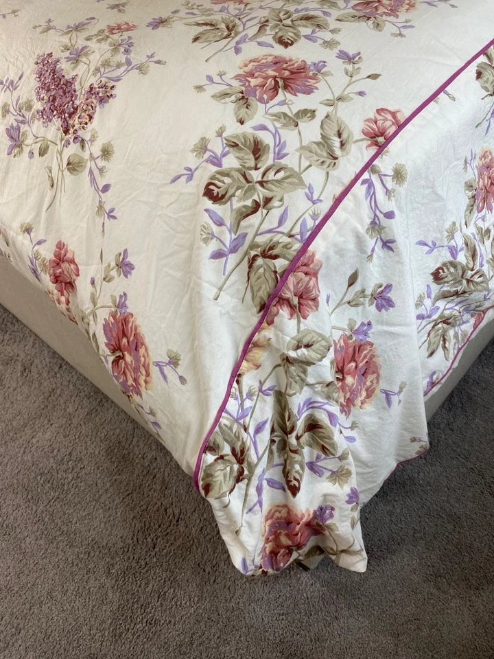 Vintage Queen Floral bedspread quilt 50s 60s French country roses pink white - Image 2 of 4