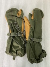 U.S. Military Army Mitten Shells Cold Weather Trigger Finger Gloves Medium