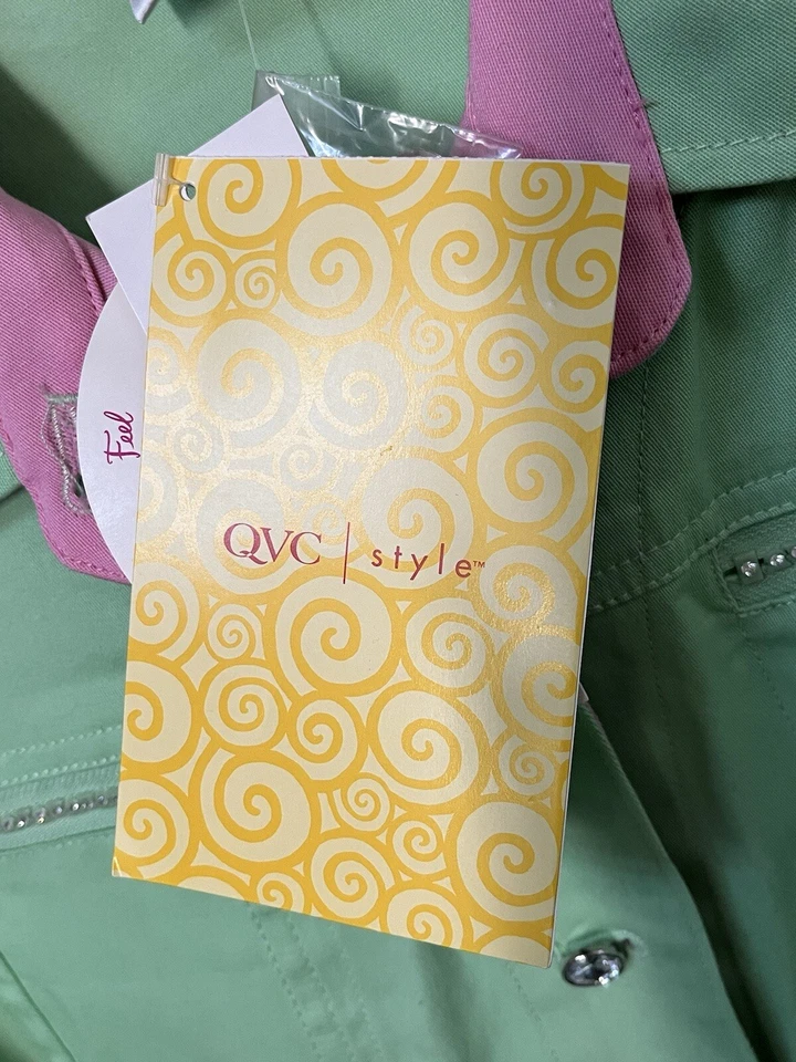 Quacker Factory Women's Green Pink Cuff Pant Suit 2 Pc w/Rhinestones Size L NWT - Image 4 of 4