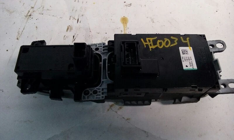 Honda Insight 2019 transmisión cambio pulsador automático Foto 2 de 4