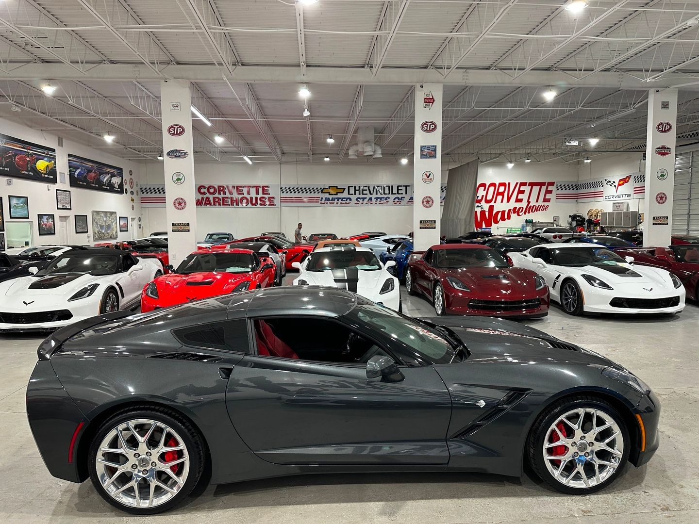 2019 [G7Q] Watkins Glen Gray Metallic Chevrolet Corvette   | C7 Corvette Photo 7