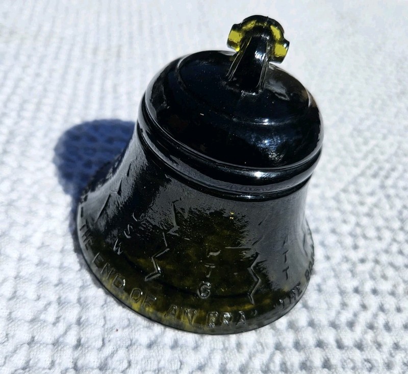 BREAK UP OF BELL SYSTEM 1983 COMMEMORATIVE OLIVE GLASS BELL