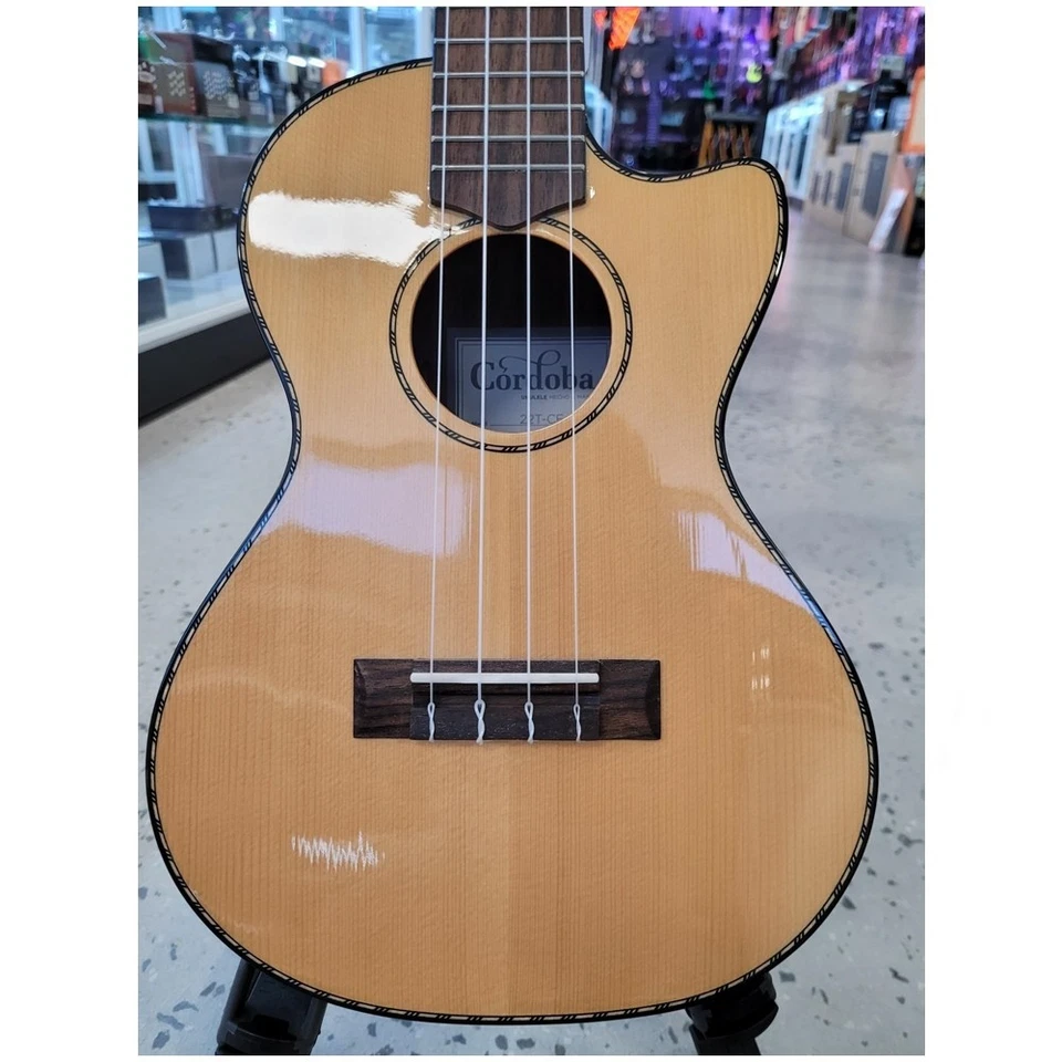 Cordoba Tenor Ukulele Acoustic / Electric Cutaway Indian Rosewood Back Bag inclu - Image 3 of 4