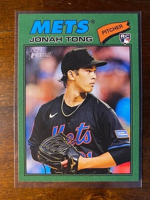 2026 Topps Heritage Jonah Tong #137 RC Rookie Dark Green Border