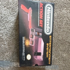 Nintendo NES Action Set Console Bundle Box. NO CONSOLE + shipping