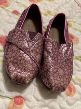 TOMS Toddler Classic Tiny Glitter Slip On Flats Pink Shoes Size T8