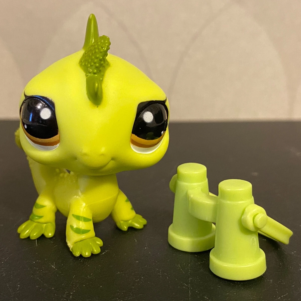 Authentic Littlest Pet Shop 3572 Green iguana